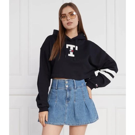 Tommy Jeans Bluza TJW SP CRP LETTERMAN FLAG HOODIE | Cropped Fit ze sklepu Gomez Fashion Store w kategorii Bluzy damskie - zdjęcie 184349830