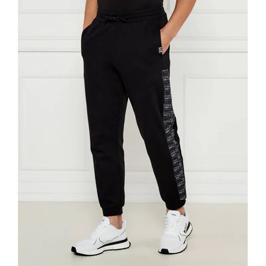 EA7 Spodnie dresowe | Regular Fit ze sklepu Gomez Fashion Store w kategorii Spodnie męskie - zdjęcie 184351781