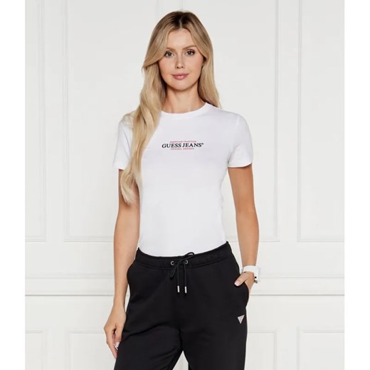 Guess Jeans T-shirt AMERICAN | Slim Fit ze sklepu Gomez Fashion Store w kategorii Bluzki damskie - zdjęcie 184354023