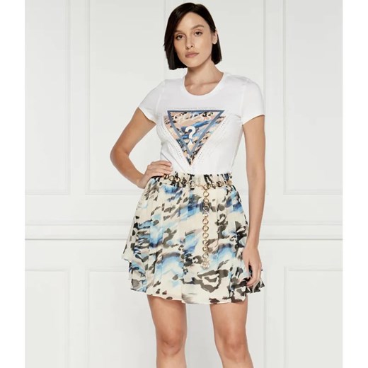 GUESS T-shirt SS CN LEO | Regular Fit ze sklepu Gomez Fashion Store w kategorii Bluzki damskie - zdjęcie 184356002