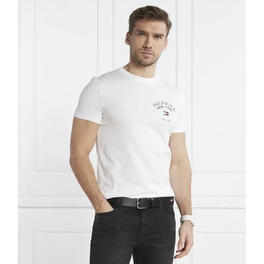 Tommy Hilfiger T-shirt ARCH VARSITY | Slim Fit ze sklepu Gomez Fashion Store w kategorii T-shirty męskie - zdjęcie 184357190