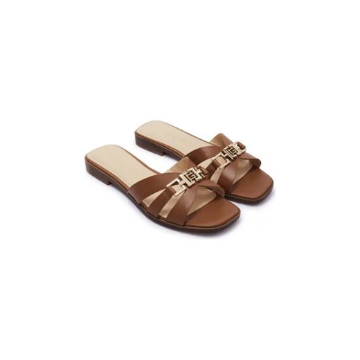 Guess Skórzane klapki LADY RONII Guess 37 okazyjna cena Gomez Fashion Store