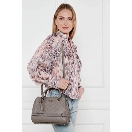 Guess Kuferek ZARELA Guess One Size promocyjna cena Gomez Fashion Store