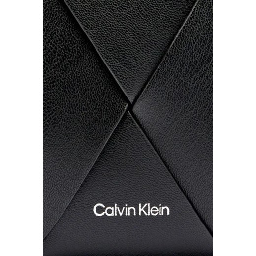 Listonoszka Calvin Klein 