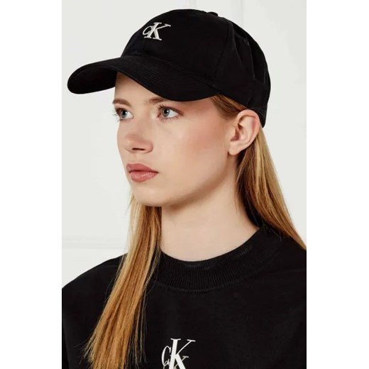 Calvin Klein Jeans Bejsbolówka One Size promocyjna cena Gomez Fashion Store