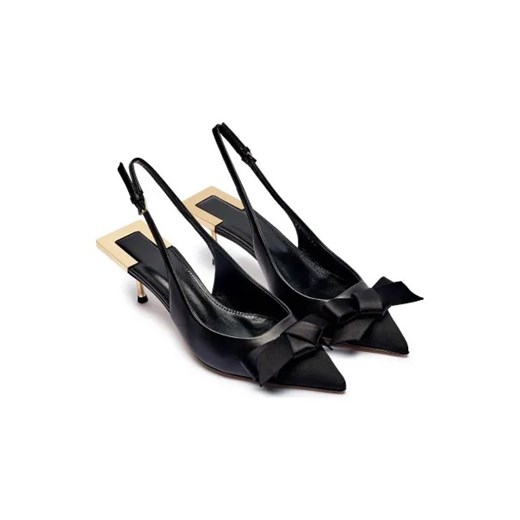 Elisabetta Franchi Skórzane czółenka Elisabetta Franchi 37 promocja Gomez Fashion Store