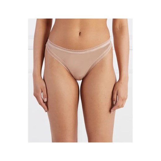 Calvin Klein Underwear Stringi ze sklepu Gomez Fashion Store w kategorii Majtki damskie - zdjęcie 184503251