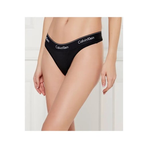 Calvin Klein Underwear Stringi ze sklepu Gomez Fashion Store w kategorii Majtki damskie - zdjęcie 184503770
