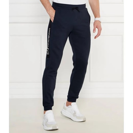 EA7 Spodnie dresowe | Regular Fit ze sklepu Gomez Fashion Store w kategorii Spodnie męskie - zdjęcie 184504673