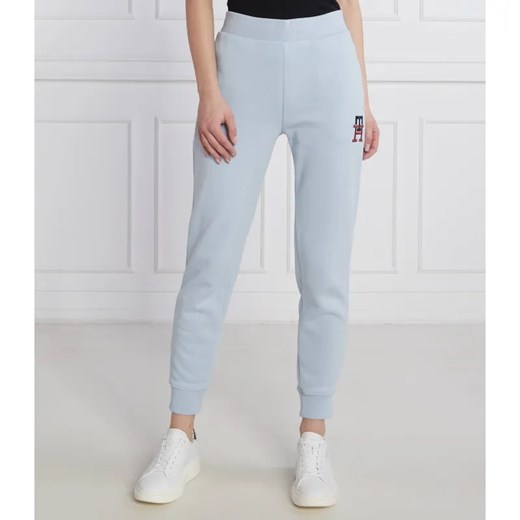 Tommy Hilfiger Spodnie dresowe | Regular Fit ze sklepu Gomez Fashion Store w kategorii Spodnie damskie - zdjęcie 184504964