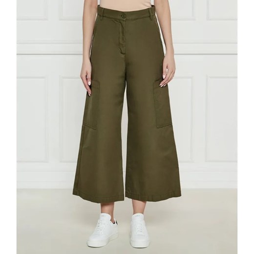 Weekend MaxMara Spodnie QUIZ | flare fit ze sklepu Gomez Fashion Store w kategorii Spodnie damskie - zdjęcie 184505044