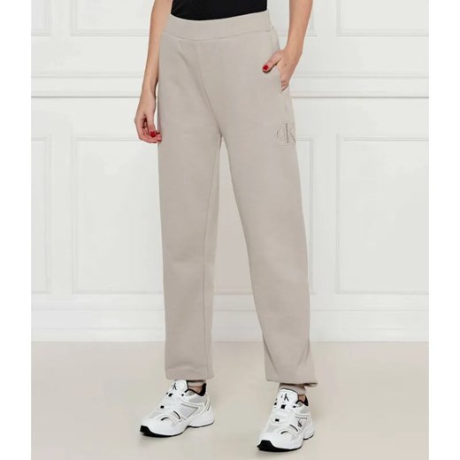 Calvin Klein Jeans Spodnie dresowe | Regular Fit ze sklepu Gomez Fashion Store w kategorii Spodnie damskie - zdjęcie 184505301