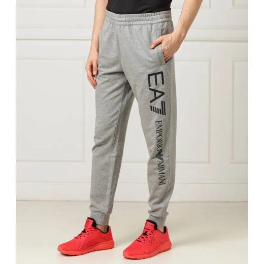 EA7 Spodnie dresowe | Regular Fit ze sklepu Gomez Fashion Store w kategorii Spodnie męskie - zdjęcie 184505552