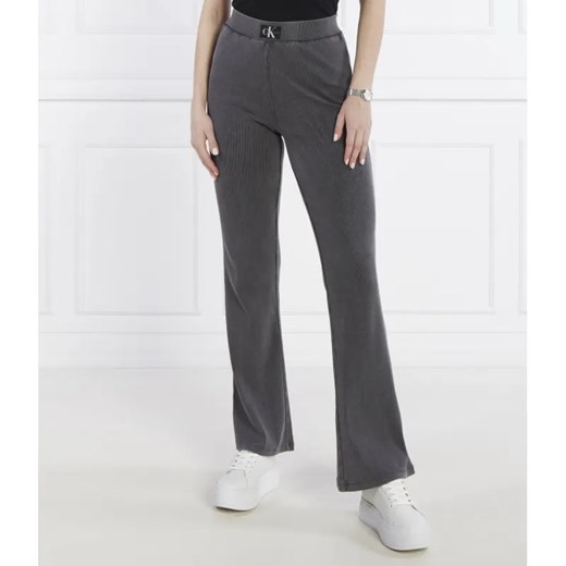 Calvin Klein Jeans Spodnie dresowe | Regular Fit ze sklepu Gomez Fashion Store w kategorii Spodnie damskie - zdjęcie 184505651