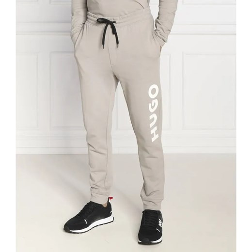 HUGO Spodnie dresowe Dutschi | Regular Fit ze sklepu Gomez Fashion Store w kategorii Spodnie męskie - zdjęcie 184506242