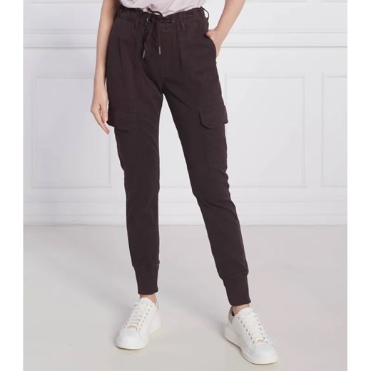 Pepe Jeans London Spodnie jogger NEW CRUSADE | Relaxed fit ze sklepu Gomez Fashion Store w kategorii Spodnie damskie - zdjęcie 184506290