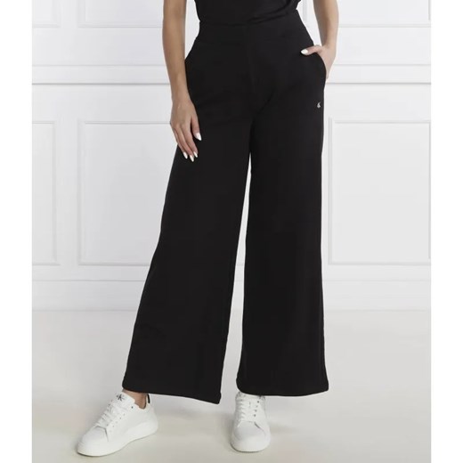 Calvin Klein Jeans Spodnie dresowe | Relaxed fit ze sklepu Gomez Fashion Store w kategorii Spodnie damskie - zdjęcie 184507184
