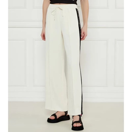 TWINSET Spodnie | flare fit ze sklepu Gomez Fashion Store w kategorii Spodnie damskie - zdjęcie 184507742