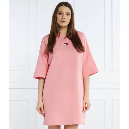 Tommy Jeans Sukienka BADGE TEE ze sklepu Gomez Fashion Store w kategorii Sukienki - zdjęcie 184508254