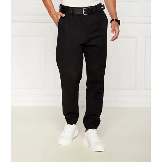 Armani Exchange Spodnie jogger | Regular Fit ze sklepu Gomez Fashion Store w kategorii Spodnie męskie - zdjęcie 184508471