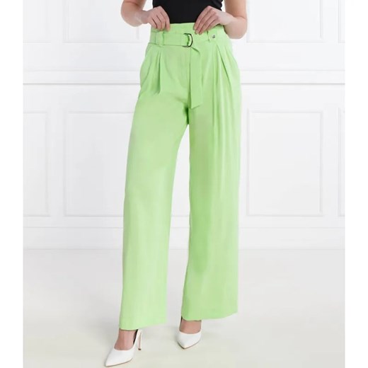 Marc Cain Lniane spodnie | flare fit ze sklepu Gomez Fashion Store w kategorii Spodnie damskie - zdjęcie 184508594
