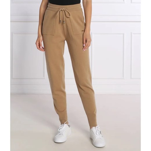 BOSS BLACK Wełniane spodnie dresowe Fasolda | Regular Fit | z dodatkiem kaszmiru ze sklepu Gomez Fashion Store w kategorii Spodnie damskie - zdjęcie 184508623