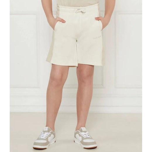 Calvin Klein Jeans Szorty | Relaxed fit ze sklepu Gomez Fashion Store w kategorii Spodenki chłopięce - zdjęcie 184509110