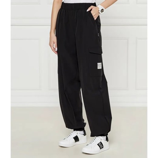EA7 Spodnie dresowe | Loose fit ze sklepu Gomez Fashion Store w kategorii Spodnie damskie - zdjęcie 184509151