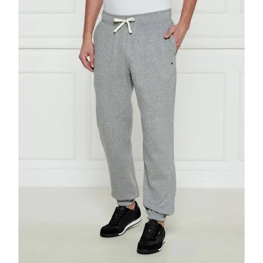 Tommy Hilfiger Spodnie dresowe Essential | Relaxed fit ze sklepu Gomez Fashion Store w kategorii Spodnie męskie - zdjęcie 184509173