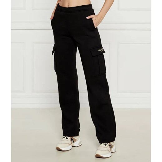 GUESS ACTIVE Spodnie dresowe MIDGE | Relaxed fit ze sklepu Gomez Fashion Store w kategorii Spodnie damskie - zdjęcie 184509473