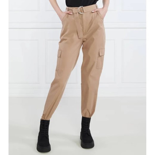 GUESS Spodnie VANESSA | Relaxed fit ze sklepu Gomez Fashion Store w kategorii Spodnie damskie - zdjęcie 184509584