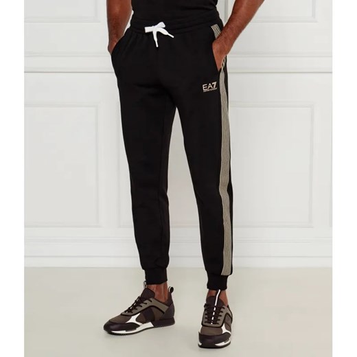 EA7 Spodnie dresowe | Regular Fit ze sklepu Gomez Fashion Store w kategorii Spodnie męskie - zdjęcie 184509644