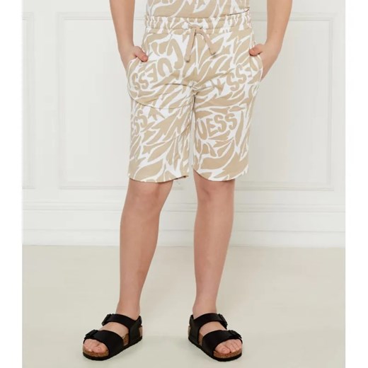 Guess Szorty | Regular Fit ze sklepu Gomez Fashion Store w kategorii Spodenki chłopięce - zdjęcie 184510541