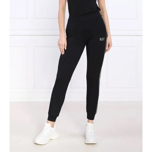 EA7 Spodnie dresowe | Slim Fit ze sklepu Gomez Fashion Store w kategorii Spodnie damskie - zdjęcie 184510652