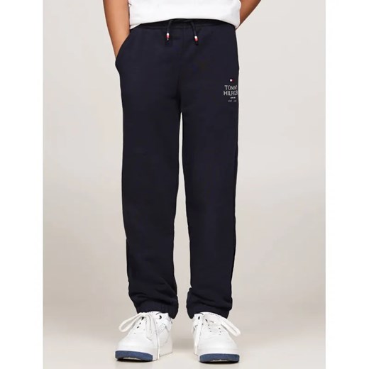 Tommy Hilfiger Spodnie dresowe | Regular Fit ze sklepu Gomez Fashion Store w kategorii Spodnie chłopięce - zdjęcie 184510783