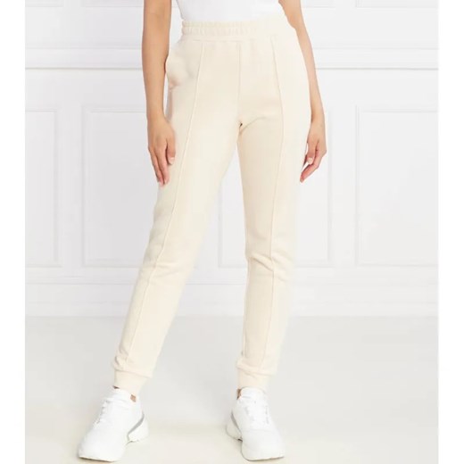 EA7 Spodnie dresowe | Regular Fit ze sklepu Gomez Fashion Store w kategorii Spodnie damskie - zdjęcie 184511874