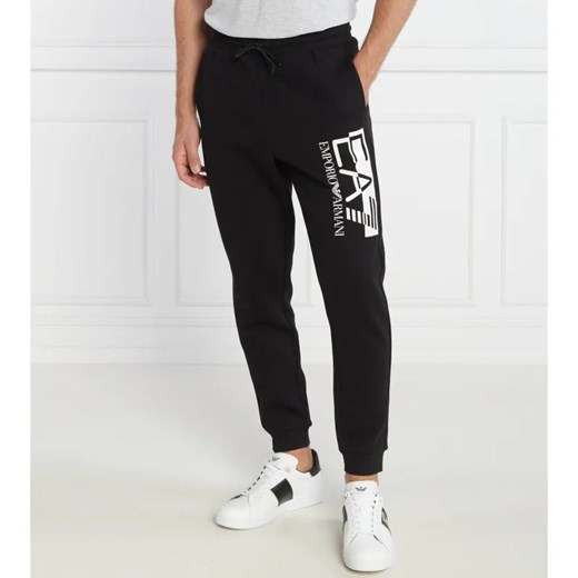 EA7 Spodnie dresowe | Regular Fit ze sklepu Gomez Fashion Store w kategorii Spodnie męskie - zdjęcie 184512262