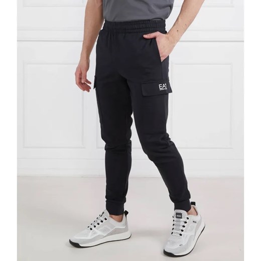 EA7 Spodnie dresowe | Regular Fit ze sklepu Gomez Fashion Store w kategorii Spodnie męskie - zdjęcie 184512603