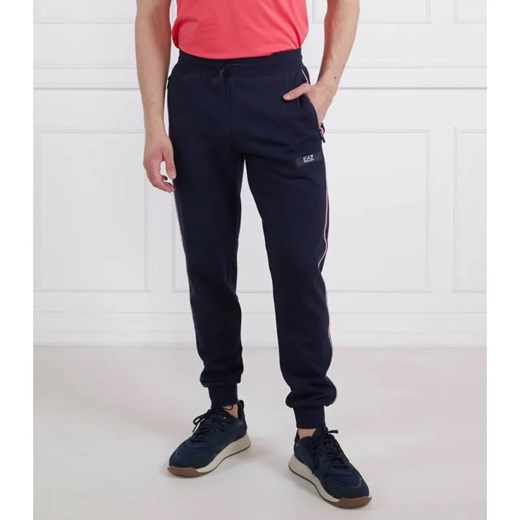 EA7 Spodnie dresowe | Regular Fit ze sklepu Gomez Fashion Store w kategorii Spodnie męskie - zdjęcie 184513362