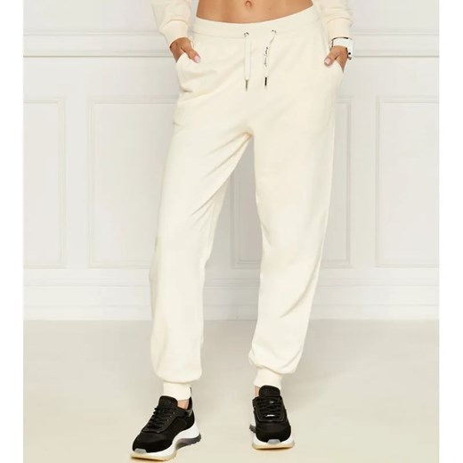 Armani Exchange Spodnie dresowe | Regular Fit ze sklepu Gomez Fashion Store w kategorii Spodnie damskie - zdjęcie 184513572