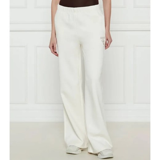 GUESS ACTIVE Spodnie dresowe ROBERTA | flare fit ze sklepu Gomez Fashion Store w kategorii Spodnie damskie - zdjęcie 184514561