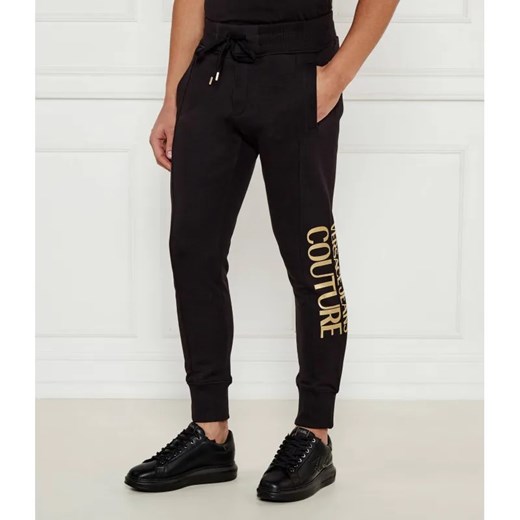 Versace Jeans Couture Spodnie dresowe | Regular Fit ze sklepu Gomez Fashion Store w kategorii Spodnie męskie - zdjęcie 184514814