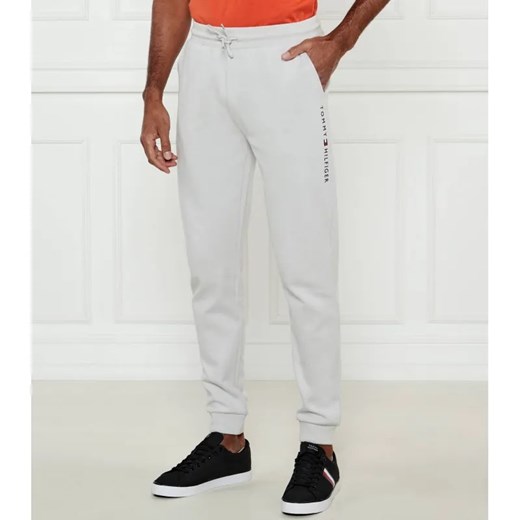Tommy Hilfiger Spodnie dresowe | Regular Fit ze sklepu Gomez Fashion Store w kategorii Spodnie męskie - zdjęcie 184515064
