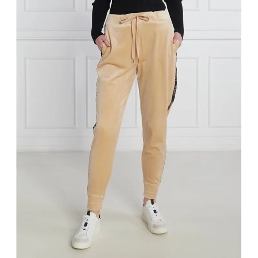 DKNY Spodnie dresowe | Regular Fit ze sklepu Gomez Fashion Store w kategorii Spodnie damskie - zdjęcie 184516424