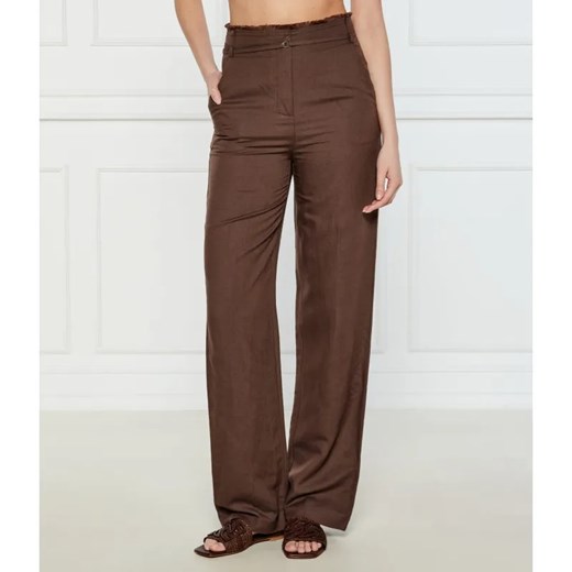 Patrizia Pepe Spodnie | flare fit | z dodatkiem lnu ze sklepu Gomez Fashion Store w kategorii Spodnie damskie - zdjęcie 184517580