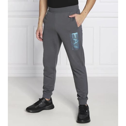 EA7 Spodnie dresowe | Regular Fit ze sklepu Gomez Fashion Store w kategorii Spodnie męskie - zdjęcie 184517652