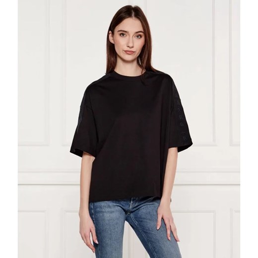 Armani Exchange T-shirt | Relaxed fit ze sklepu Gomez Fashion Store w kategorii Bluzki damskie - zdjęcie 184519223