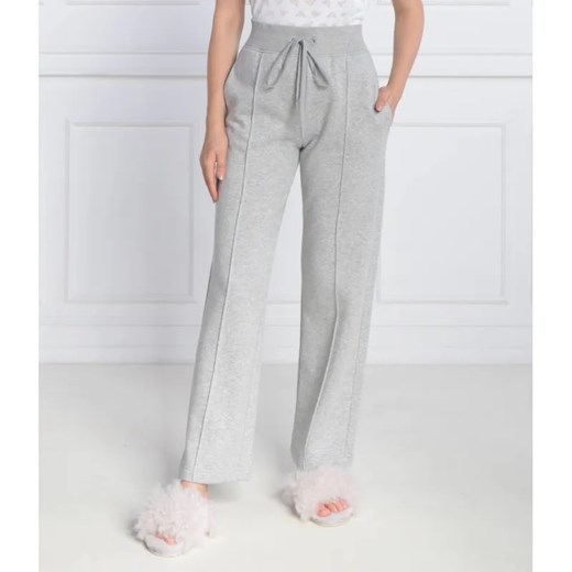Emporio Armani Spodnie dresowe LOUNGEWEAR | Regular Fit ze sklepu Gomez Fashion Store w kategorii Spodnie damskie - zdjęcie 184519334