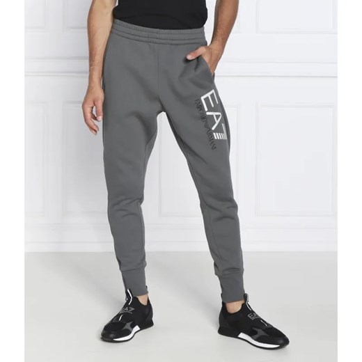 EA7 Spodnie dresowe | Regular Fit ze sklepu Gomez Fashion Store w kategorii Spodnie męskie - zdjęcie 184519413