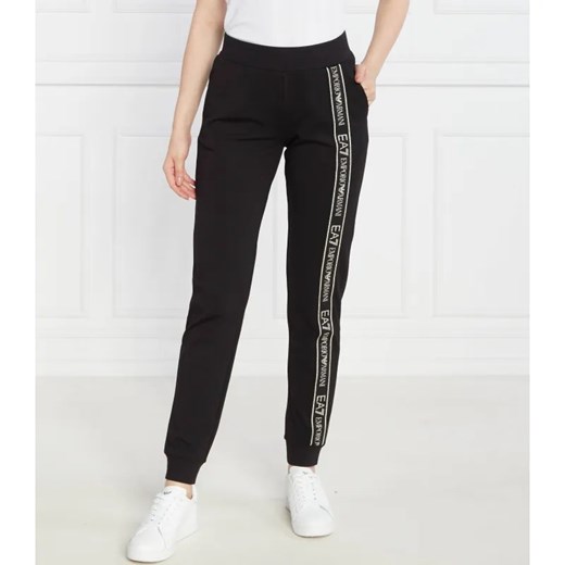 EA7 Spodnie dresowe | Regular Fit ze sklepu Gomez Fashion Store w kategorii Spodnie damskie - zdjęcie 184520092